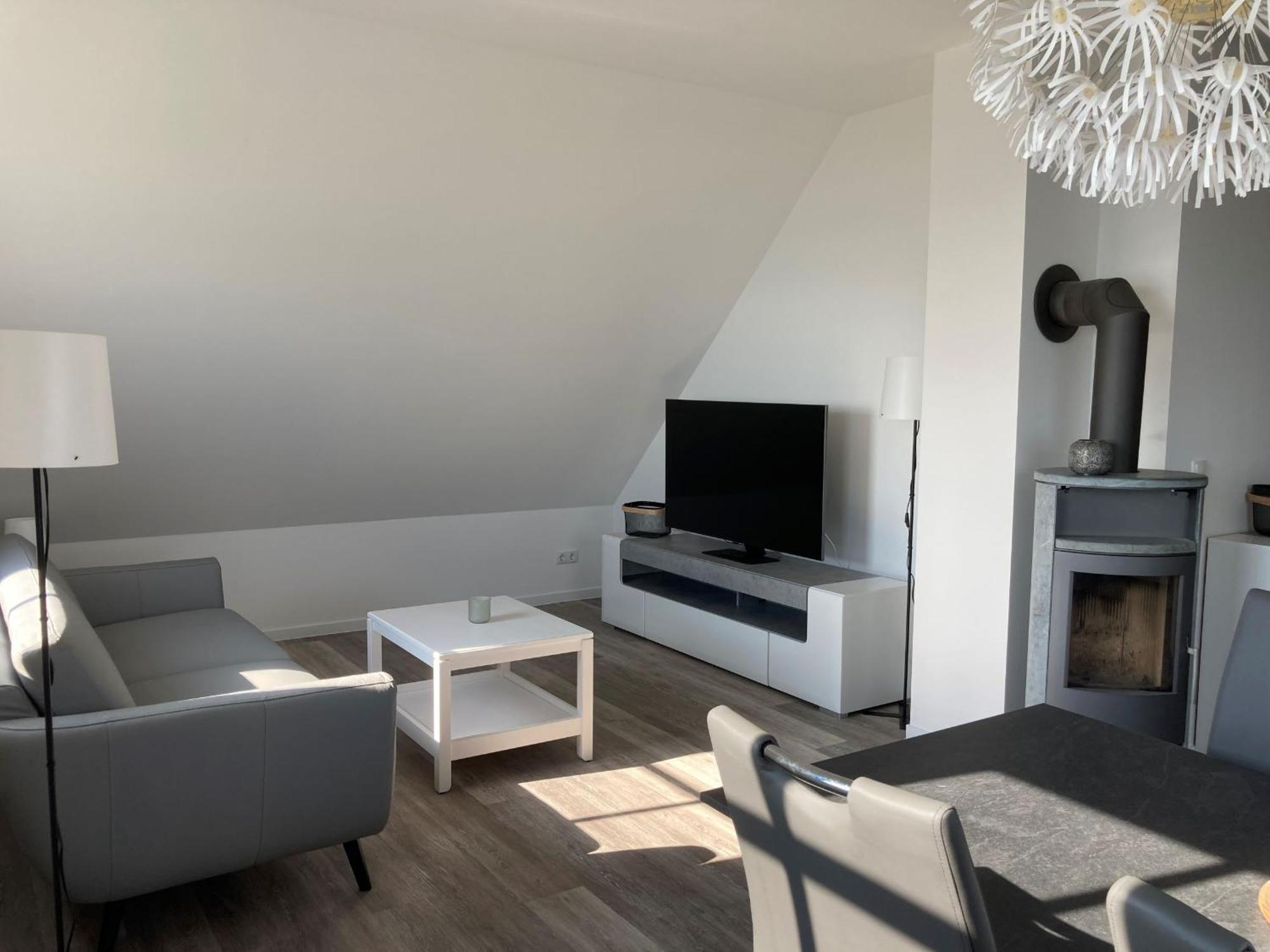 Lindenhof Apartment Alt Reddevitz