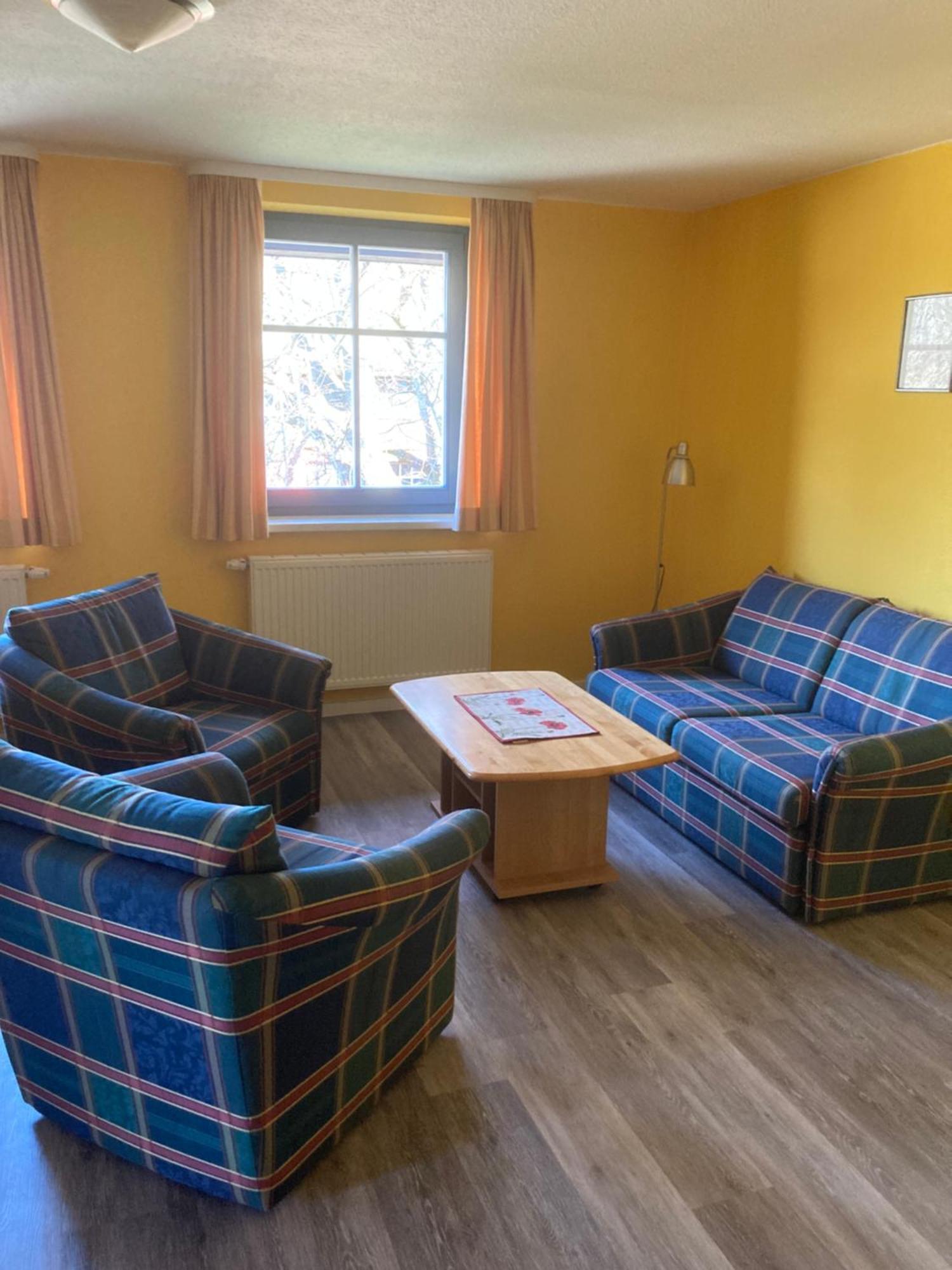 Lindenhof Appartement Alt Reddevitz